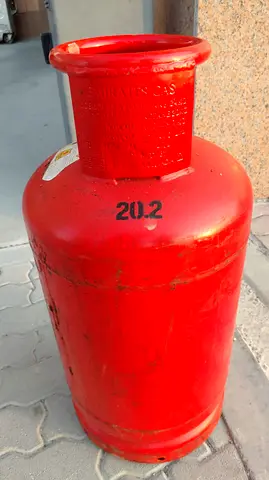 Gas cylinder with regulator  emirets gas