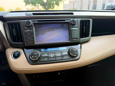 2015 Toyota RAV 4 照片 15