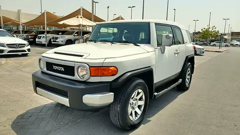 Pristine Toyota FJ Cruiser 2017 GXR | GCC Specs | Low Mileage
