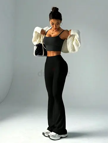 Women’s black gym leggings