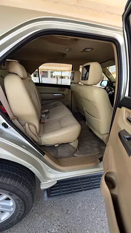 صورة 10 لـ 2014 Toyota FORTUNER