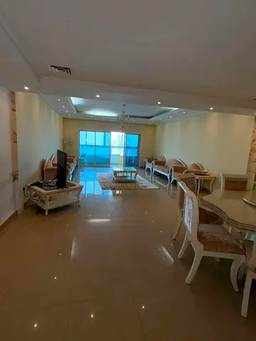 🏡 للبيع شقة مميزة في برج المهند – الشارقة