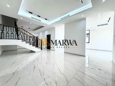 Luxury Brand New With Huge Garden Area