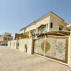 Luxury 5-bedroom master villa in Houshi, with big hall, big kitchen, maid’s room, and laundry room