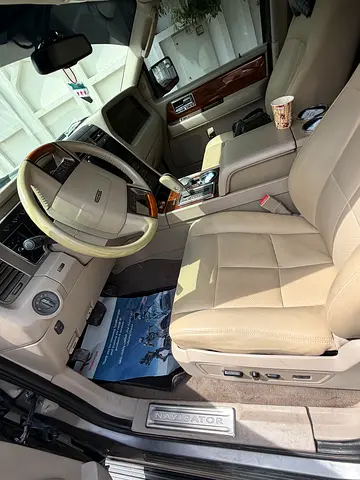 2013 Lincoln NAVIGATOR — фото 7