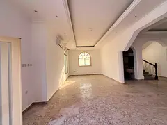 Amazing offer 5bhk villa just in 100k 4cheques payment well designed prime location