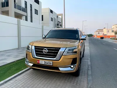 للبيع نيسان بلاتينيوم فل اوبشن V6 خليجي قمة فالنظافة اعلى فئه