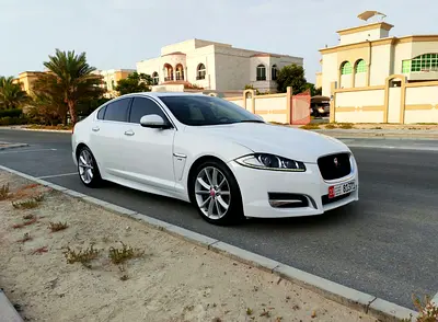 2015 Jaguar XF — фото 5