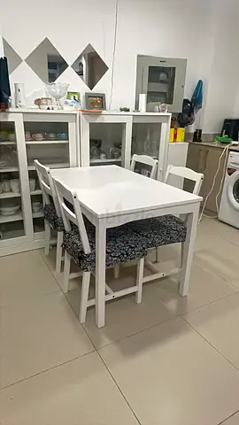 White 4-Seater Dining Table Set with Cushioned chairs -PRICE NON NEGOTIABLE