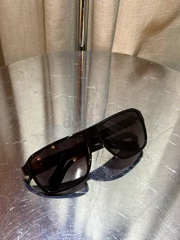 Brand new Guess GU00124 Sunglasses