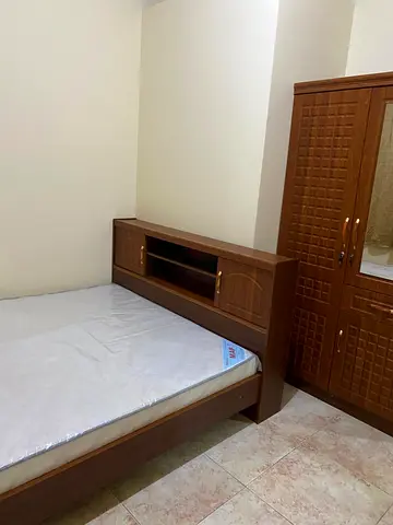 Master bedroom available for rent (Available 15th September)