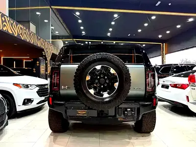 2024 GMC HUMMER — фото 5