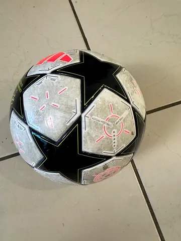 Mini UEFA CHAMPIONS LEAGUE BALL