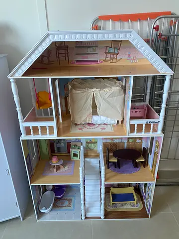 Doll house