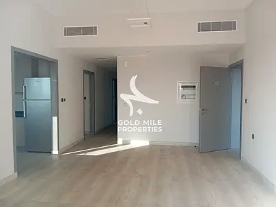 Spacious Living 2BHK + Laundry Room | Family Building | 6 Cheques