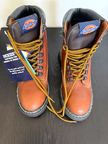 Brand New Dickies Footwear - Size 9 UK - For sale