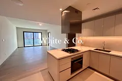 Brand New | + Study Room | Burj Skyline