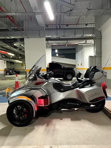 Can-Am Spyder GCC ready for the season. in very good condition, well maintained and
