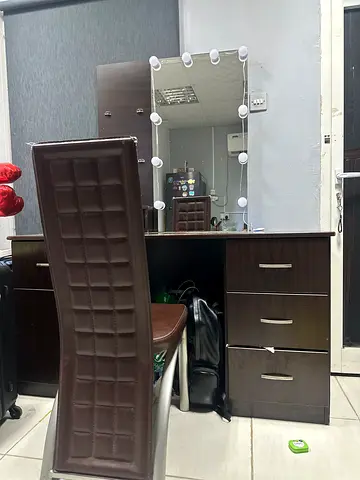 Dressing with Mirror For Sale - Very Good Condition