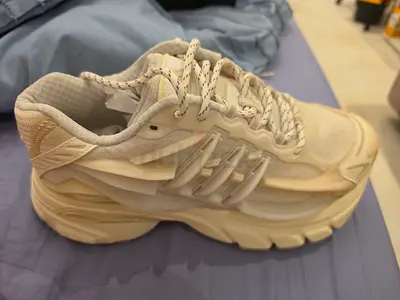Rare Pharrell Williams adidas release and difficult to find locally in this size.