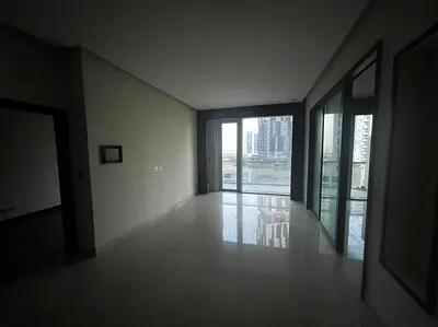 Lake View Office | Fortune Executive Tower | Balcony