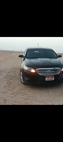 2011 FORD TAURUS 照片 2
