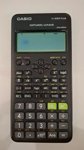 Casio fx-95ES Plus Scientific Calculator (No cover) - Excellent Working Condition. Negotiable.