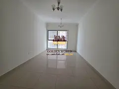 For rent, 2-bedroom apartment with master bedroom, 2 bathrooms, kitchen balcony, built-in wardrobes,