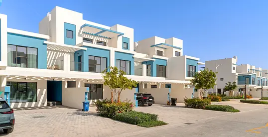 EXCLUSIVE DEAL | RESORT STYLE TOWNHOUSE
