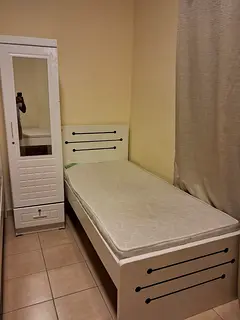 Executive Bed Space Near International City Civil Defence1 Bus Stop