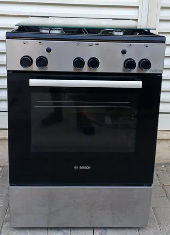 BOSCH gas cooker for sale 60x60 with 4burners cooker