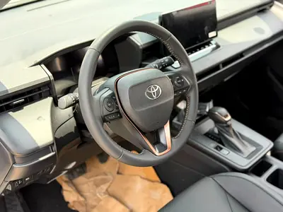 صورة 11 لـ 2026 Toyota COROLLA CROSS