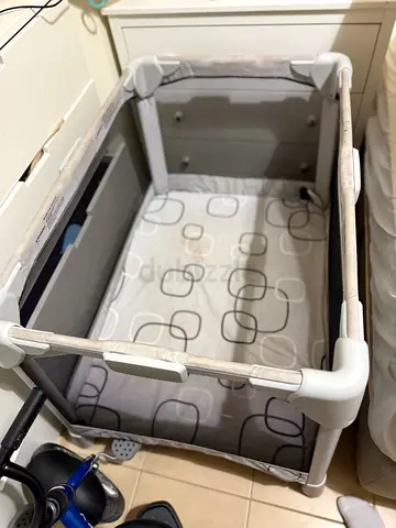 Lightweight Pack 'n Play / Playpen - Good Condition