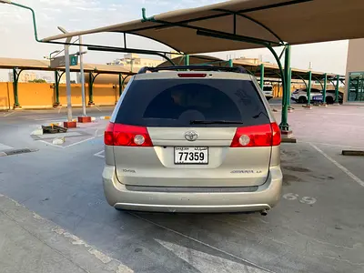 صورة 4 لـ 2010 Toyota SIENNA
