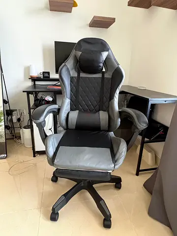 Grey Ergonomic Gaming/Office Chair with Footrest and Head Pillow