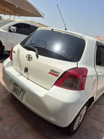 2008 Toyota YARIS — фото 2