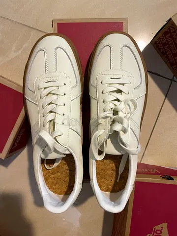 Samba German training shoes