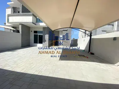 Like A Brand New 4 Bedroom + Maid Villa || Private Lawn || Covered Parking || Ready To Move