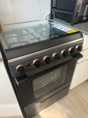 Toshiba Stove with oven