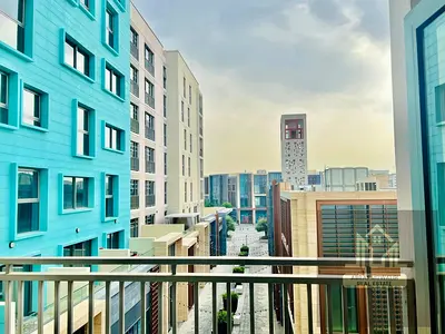 Boulevard View 1BR Balcony Semi Close Kitchen Hot Offer