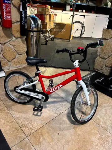 WOOM 3 Kids 16-inch Bike – Red, Great Condition, Well maintained, stand, minor scratches