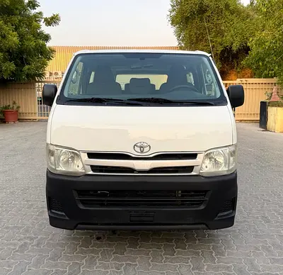 صورة 3 لـ 2011 Toyota HIACE