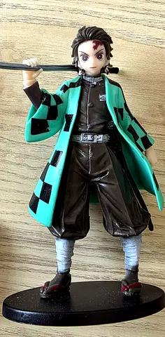 Demon Slayer Tanjiro Kamado figure, about 16 cm, with base