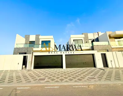 Brand New Modern Style 5 Bedrooms Villa