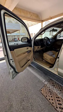 صورة 8 لـ 2014 Toyota FORTUNER