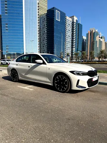 BMW 330i M Sport - 5 Years Warranty - 5 Years Free Service - Free insurance - Window tint free