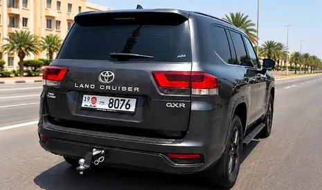 Toyota Land Cruiser GXR 2023 | GCC Specs | Pristine Condition
