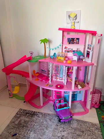 Barbie dream house