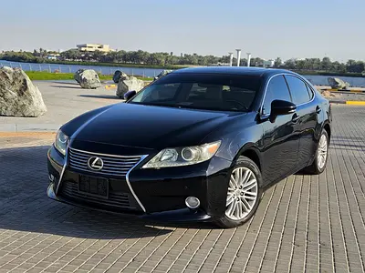 Lexus Es 350 2013 US Specs Very Neat and Clean Premium Condition Wifh Low KM Perfect Luxury Sedan