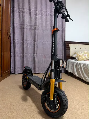 KugooKirin M5 Pro Electric Scooter – with Helmet and Vest